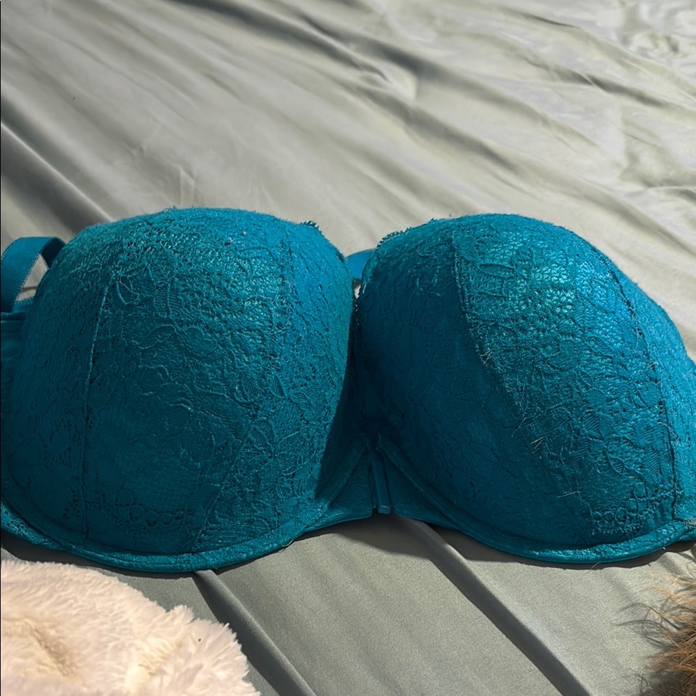 Torrid Teal Perfect T-Shirt Push-Up Front-Close Bra lace with lots of padding